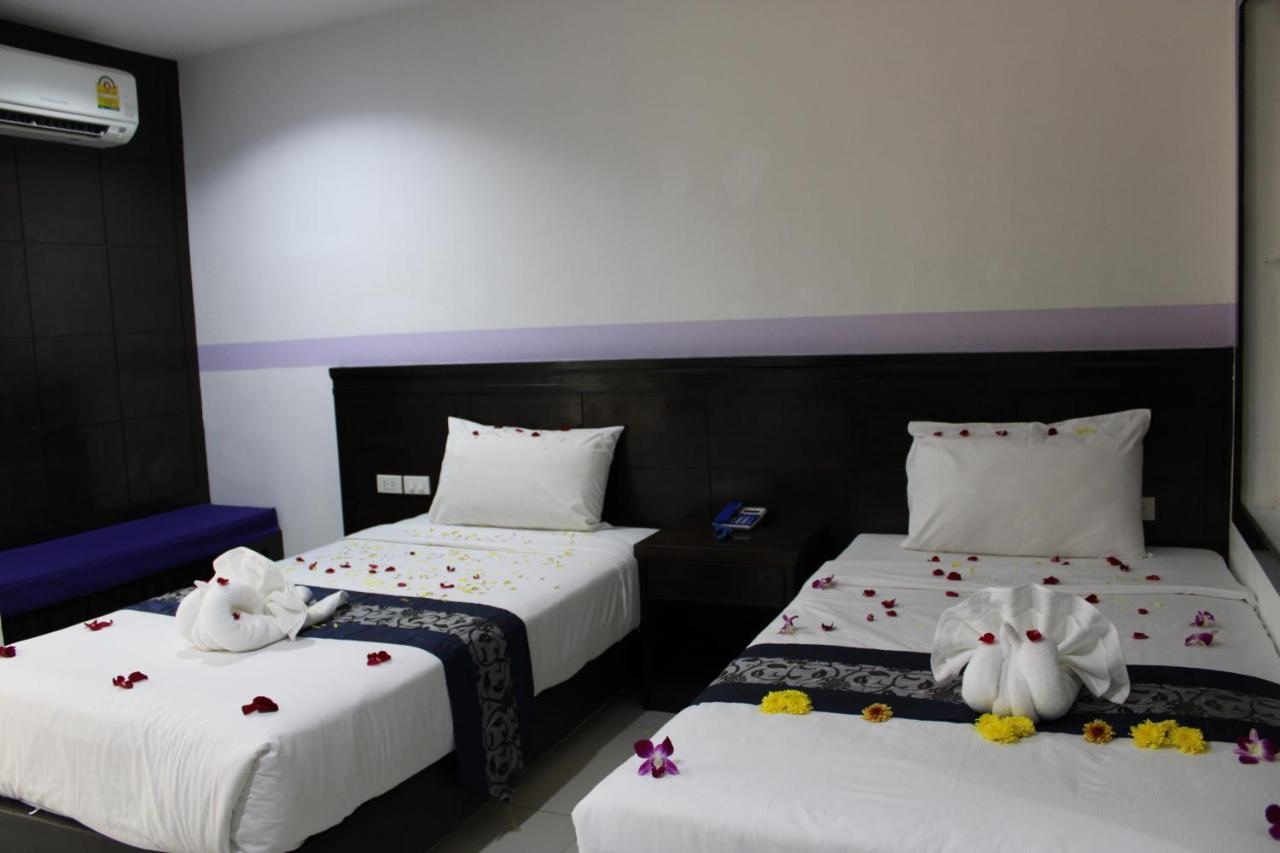 Chana Hotel Phuket Exterior foto
